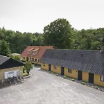 Skovly 3*