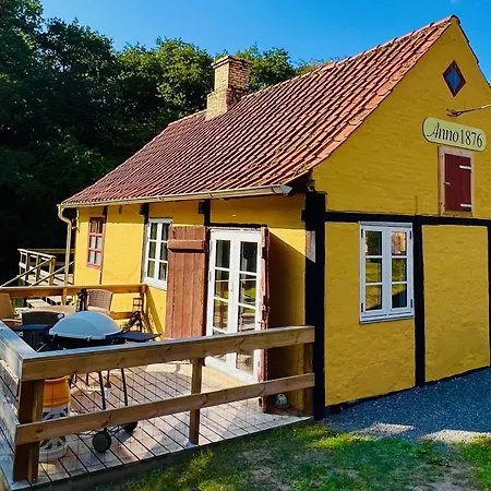 Hotel Skovly Ronne
