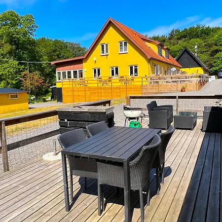 Hotel Skovly 3*