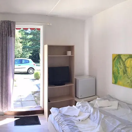 Hotel Skovly Rønne