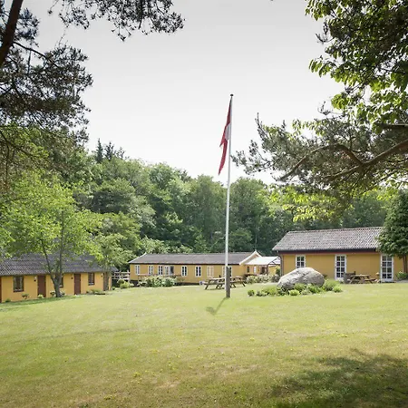 스코블리 호텔 론네