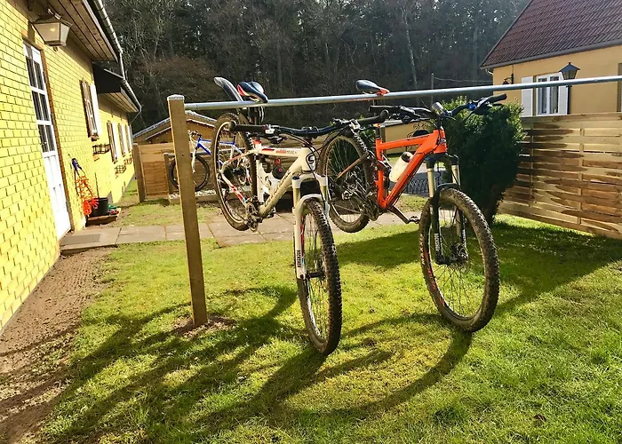 스코블리 호텔 론네