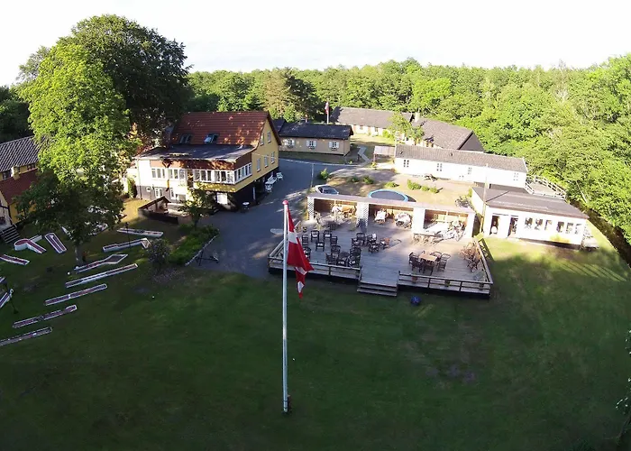 스코블리 3* 론네